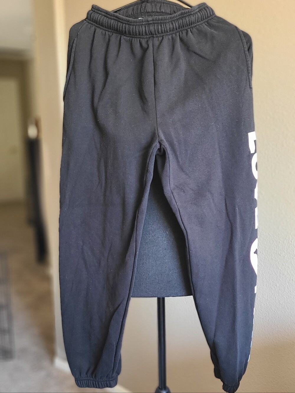PINK Victoria's Secret Womens Black  Sweatpants with Side Logo and Pockets